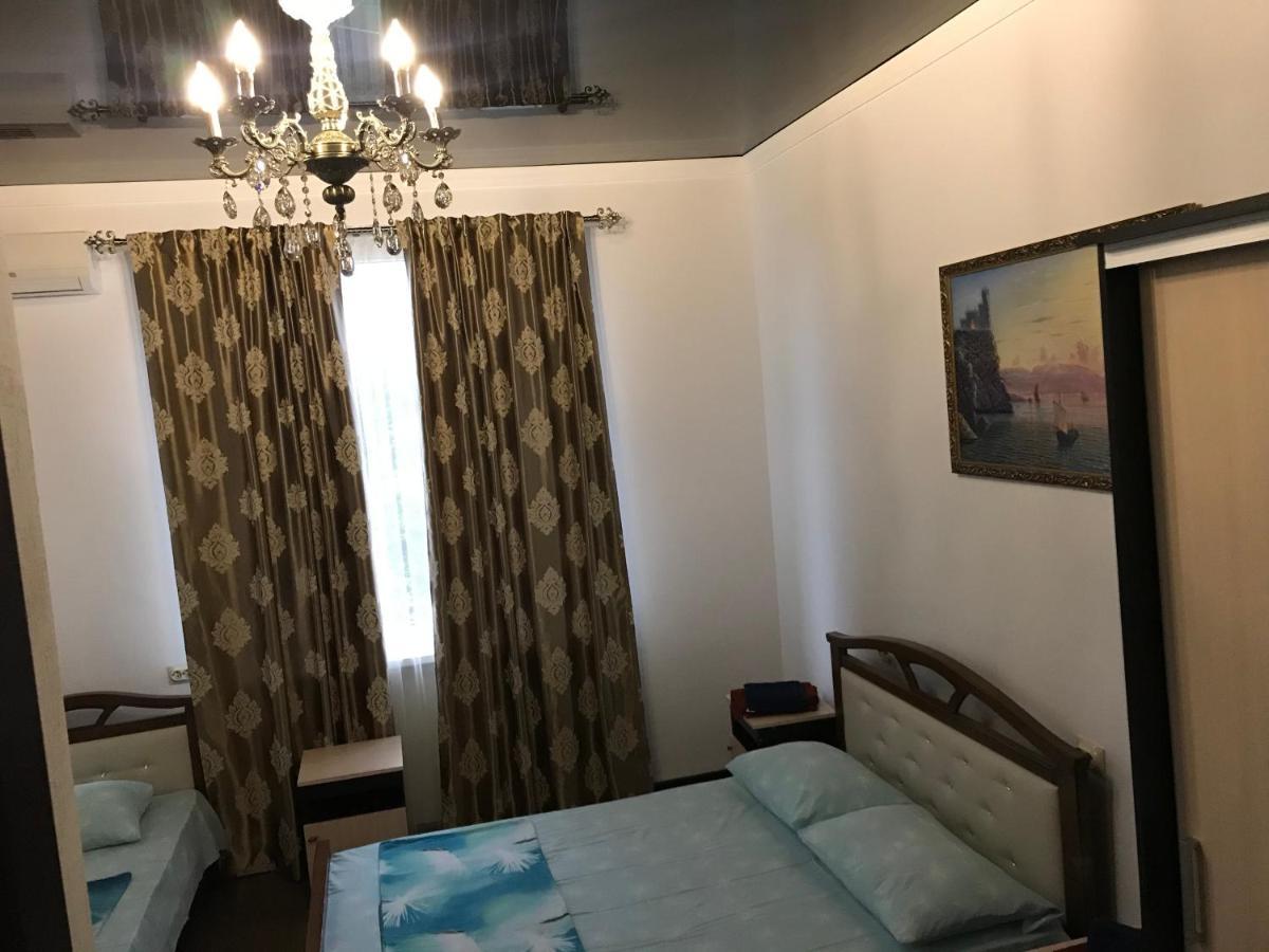 Бархат Gantiadi Dış mekan fotoğraf