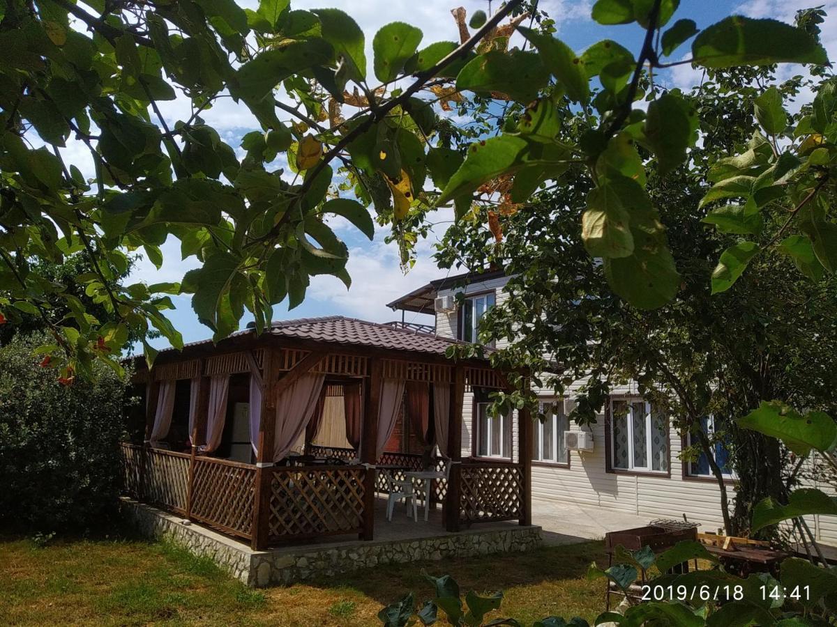 Бархат Gantiadi Dış mekan fotoğraf